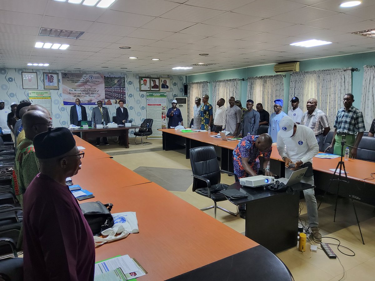 nacgrab's tweet photo. 📢 The 2-Day Sensitization Workshop on the Multilateral System of Access & Benefit Sharing of the Plant Treaty has commenced today at NACGRAB, Ibadan.
The Director’s opening remarks set the tone for collaboration, food security, and shared benefits.
#CropTrust #FAO #NACGRAB https://t.co/OKiXb9461S