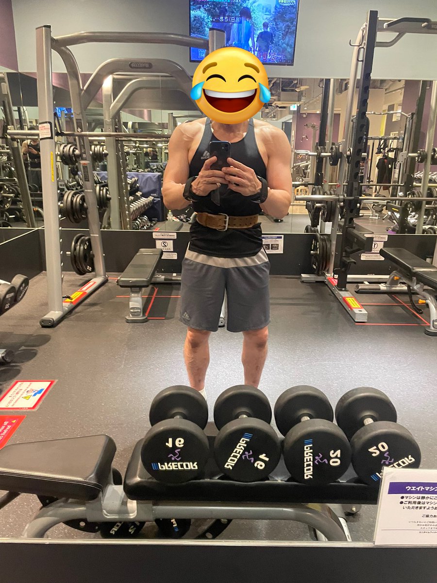 肩の日の締めは
サイドレイズのドロップセット