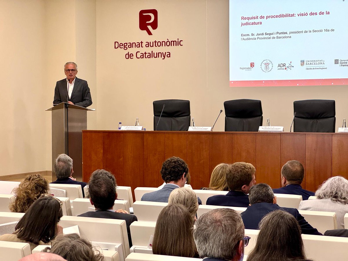 Comença la Conferència Inaugural: “Requisit de procedibilitat: visió des de la judicatura”
🗣️ A càrrec del Sr. Jordi Seguí i Puntas, president de la Secció 16a de l'Audiència Provincial de Barcelona.
Un punt de partida clau per analitzar els primers mesos d’aplicació d’aquesta