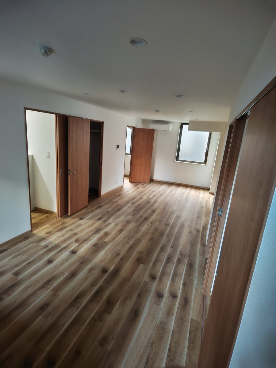 at2min's tweet image. 倉庫移転するばい。