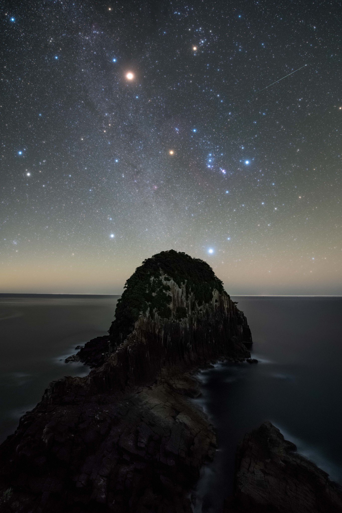 nagistudio 天使收藏馆 圣索菲亚 海外マステ 背景 窓 夜空 星空 星空の写真 – Unsplashの間の無料画像