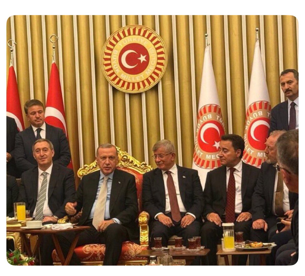 NihalOlcok's tweet photo. Büyüksün be BOSSS…
@RTErdogan @dbdevletbahceli @HakanFidan https://t.co/MiFPZGQKMY