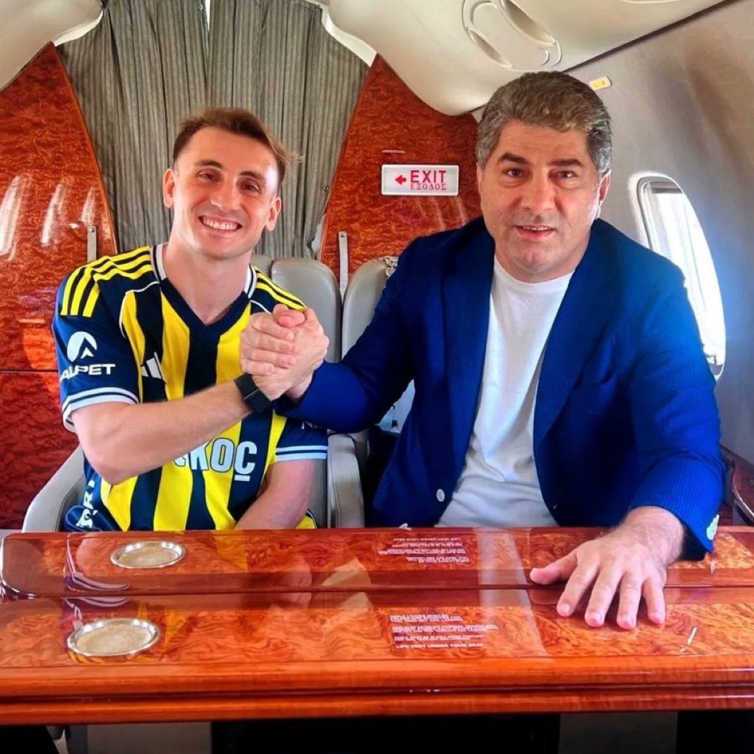 "TFF, Fenerbahçe-Hakan Safi-Kerem Aktürkoğlu üçgeninde yaşanan sözleşme usulsüzlüğü hakkında inceleme başlattı!"

▪️(Haluk Yürekli)

Bakalım ne çıkacak..