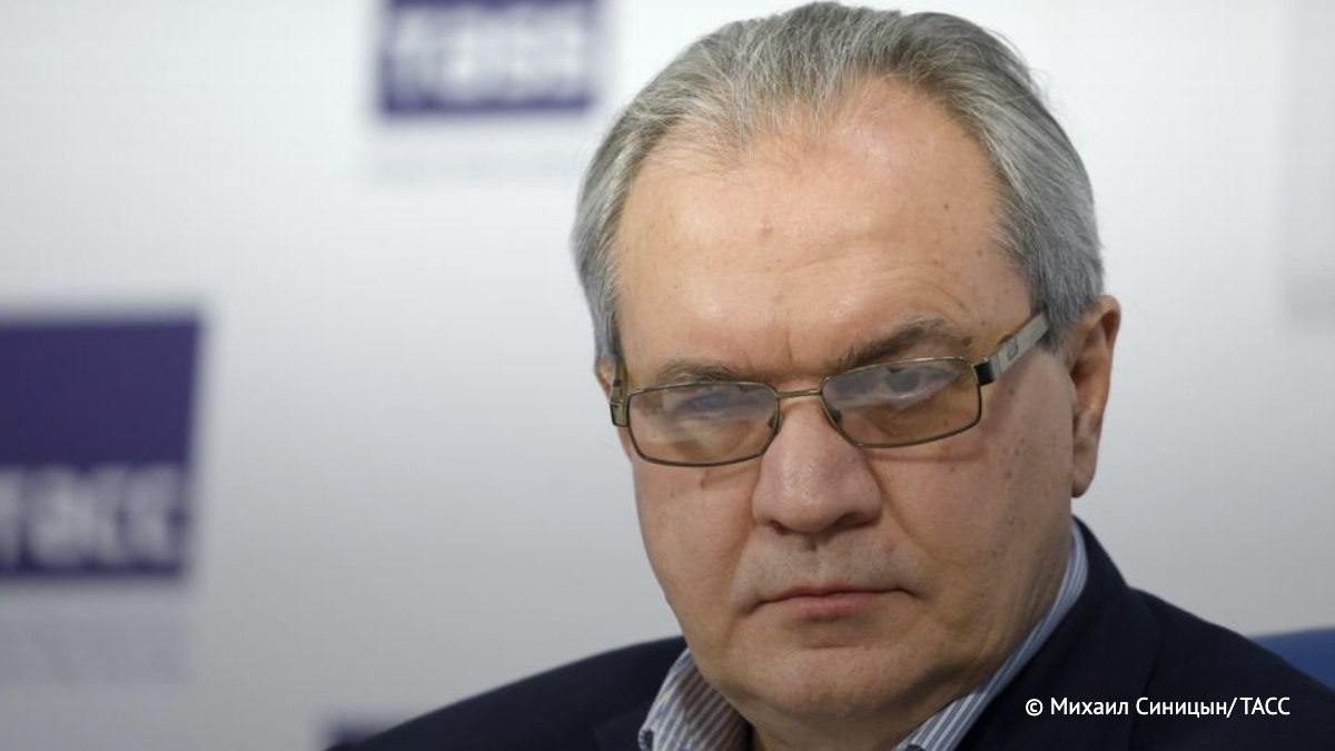 seostock's tweet image. 🔥Глава СПЧ Фадеев: Ситуация, когда дети мигрантов не посещают школу,недопустима.
Нужно продумать механизмы их обучения русскому языку в стране исхода или в исключительных случаях в РФ.

Так и нет ответа : зачем вы тащите в РФ семьи мигрантов?!
Зачем они нужны в принципе?!