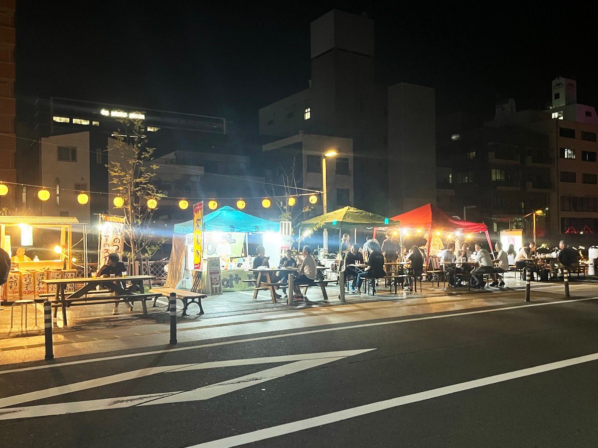 HydeOfficial_'s tweet photo. 屋台の良い季節

#HYDE
#和歌山
#なんて素敵な和歌山なんでしょう
#大阪・関西万博
#EXPO2025
#明日は和歌山DAY https://t.co/tWpc55LWgy