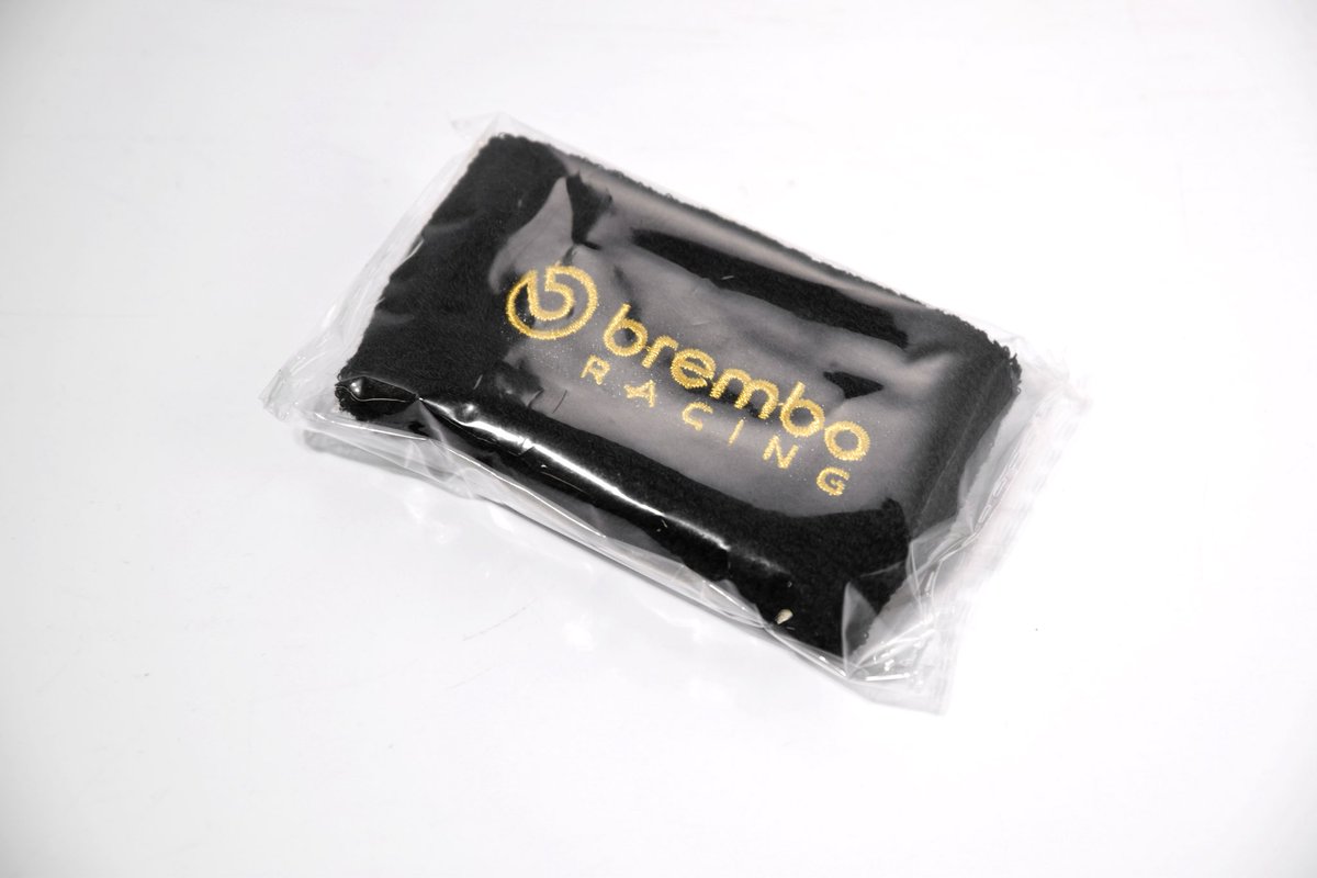 brembo RCS CorsaCorta RR 50th Limited
¥258,500-

世界500セット限定（国内には数十個のみ）
オリジナルカラーのCorsa Cortaに、付属の S50スモークタンクのキャップがなんとCNCダブルアルマイト…限定テリーカフスもついてます。

在庫が無くなったらワンチャン2度と目にかかれないかもとソワソワ…