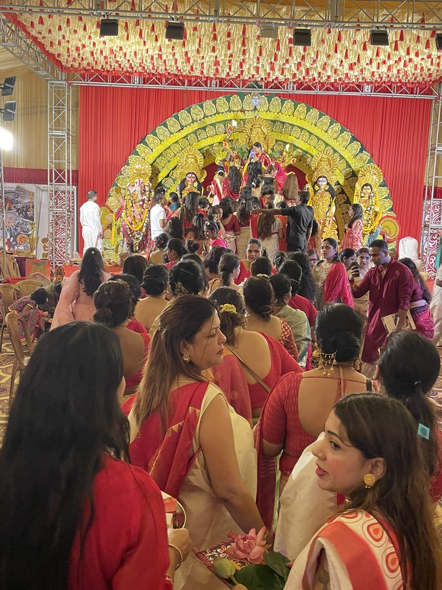 iamrajchoco's tweet image. শুভ বিজয়া 🙏