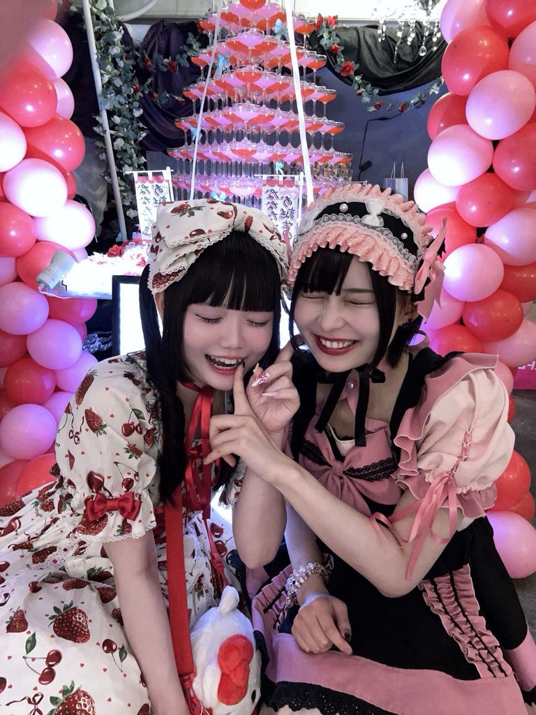 y_129_i's tweet photo. 10月になってしまった‼️遅れすぎた‼️
ななた生誕ありがとうございました🫶🏻
今年も可愛すぎる姫をお祝いする助力ができてうれしかった♩
ゆいに会いに来てくれた方もいて本当にうれしかった❣️ありがとうあいしている߹~߹ https://t.co/t1HXtD2zRj