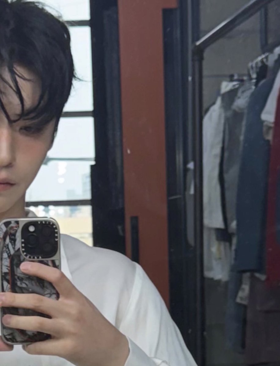 사진 반쪽을 찾습니다