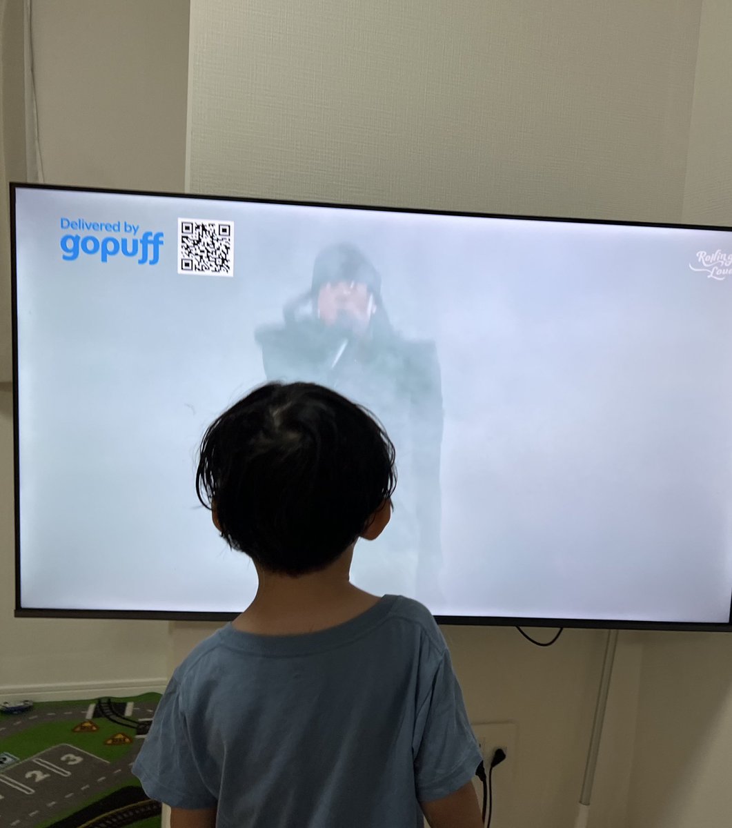 Playboi Cartiのliveに釘付けな息子
最近急に発狂するのですが、原因判明です