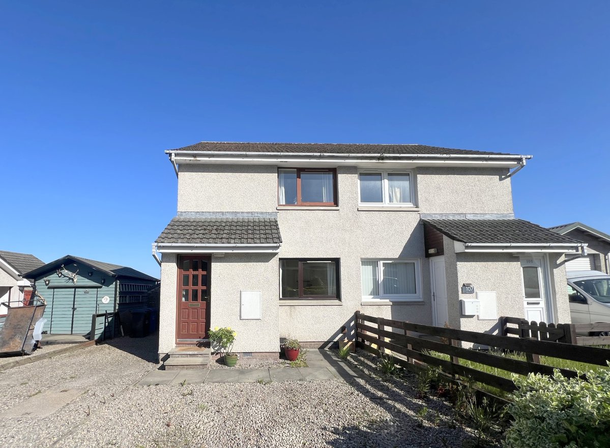 MacandMac28's tweet image. 💥NEW FIXED PRICE💥

109 Blarmore Avenue, Inverness, IV3 8QT
FIXED PRICE £115,000

Located in the popular Scorguie area of the City, this one bedroom, ground floor apartment is close to excellent facilities and within easy reach of the City Centre.

☎ 01463 235559