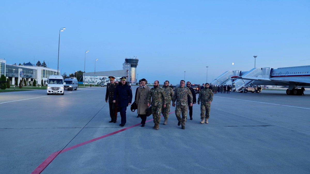 QUSAY_NOOR_'s tweet image. An official delegation from the #Syrian Ministry of #Defense, headed by #Chief of the General Staff Major General Ali Al-Na’ssan, arrived in the #Russian capital, Moscow, where he was received by #Russian Deputy Minister of Defense Yunus-Bek Yevkurov. This visit comes within the