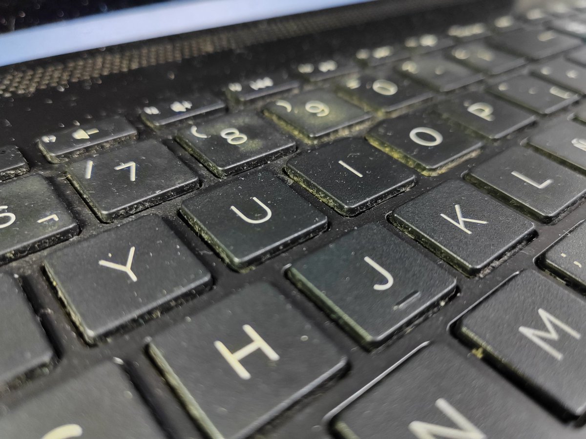 Sr.Lara.exe tweet media