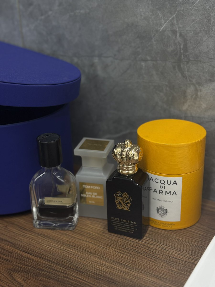 Выбрала ароматы октября