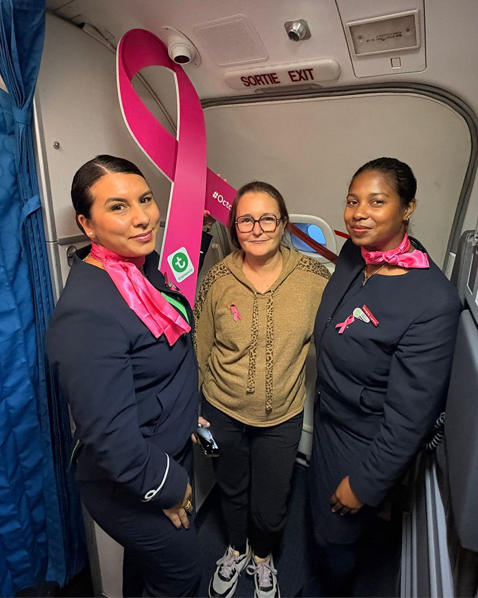 transaviaFR's tweet image. Merci à nos passagers de s’être mobilisés à nos côtés pour #OctobreRose ✈️💗

#Transavia #Solidarité