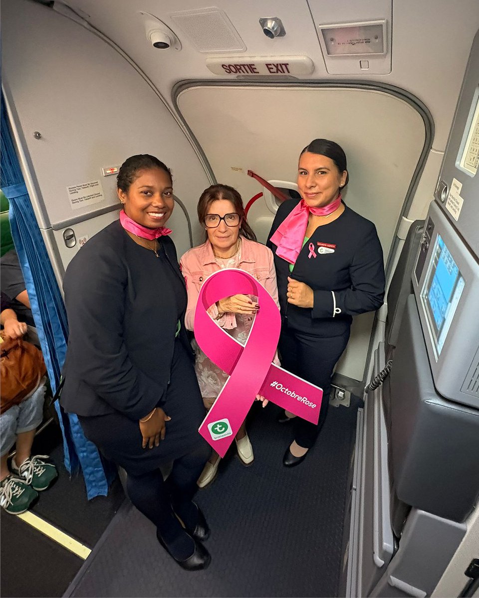 transaviaFR's tweet image. Merci à nos passagers de s’être mobilisés à nos côtés pour #OctobreRose ✈️💗

#Transavia #Solidarité