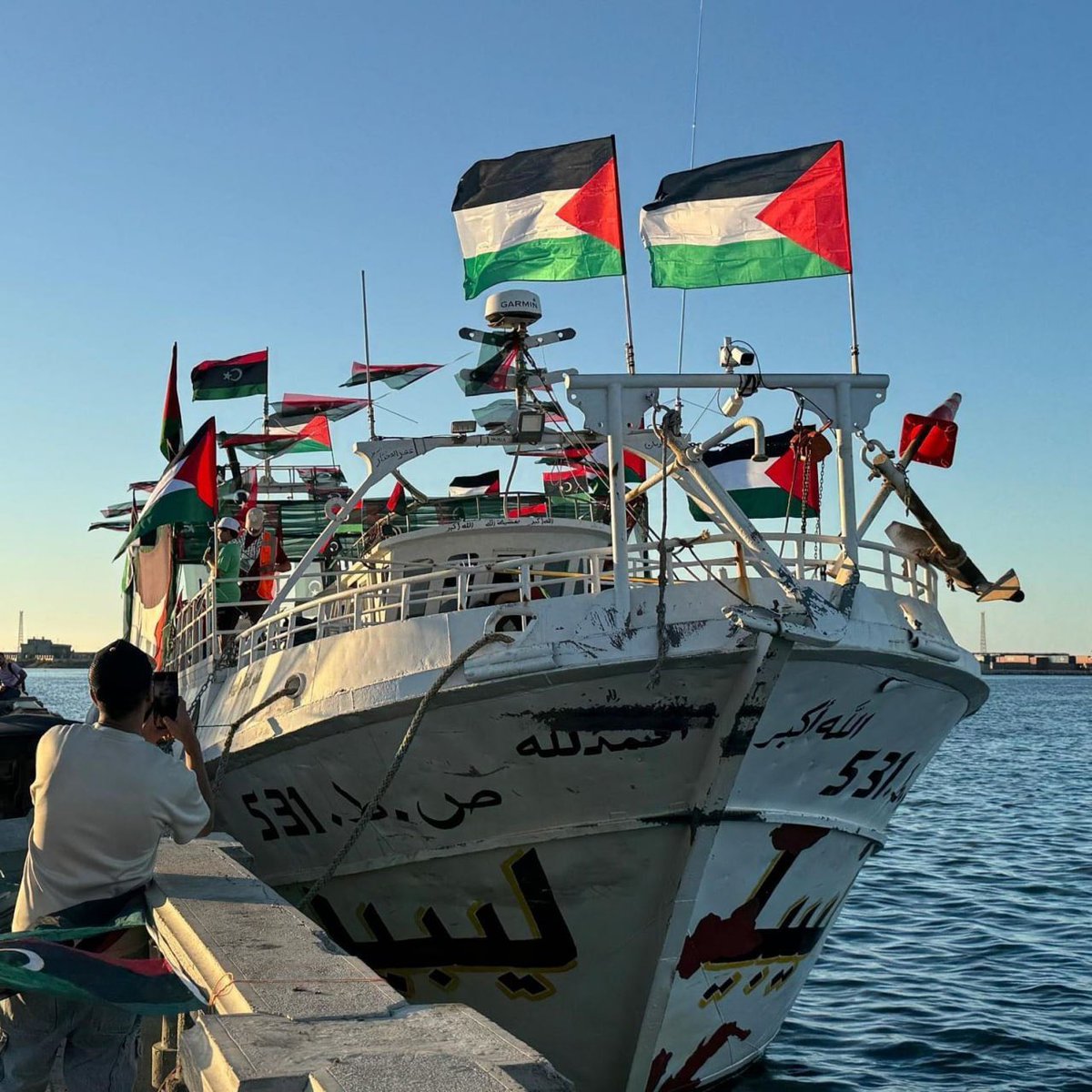 Gazze ye insani yardım götüren Sumud Filosu'nda alıkonulan aktivistler açlık grevine başladı.