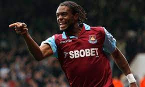 A second half equaliser from <a href="/fredpiqoff/">Frédéric Piquionne</a> earned <a href="/WestHam/">West Ham United</a> a 1-1 draw with <a href="/FulhamFC/">Fulham Football Club</a> at Upton Park #OnThisDay in 2010 #WHUFC #OTD