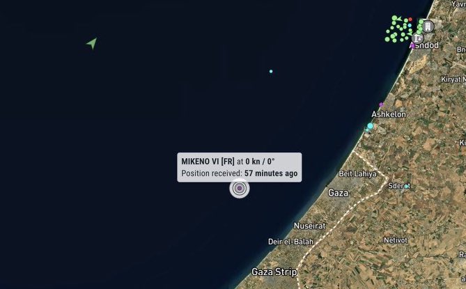 Küresel Sumud Filosu’ndaki Mikeno teknesi, konum bilgilerine göre tarihte ilk kez İsrail ablukasını delerek Gazze karasularına ulaştı. 

Gazze karasularına ulaşan tekneye İsrail güçleri tarafından el konuldu.