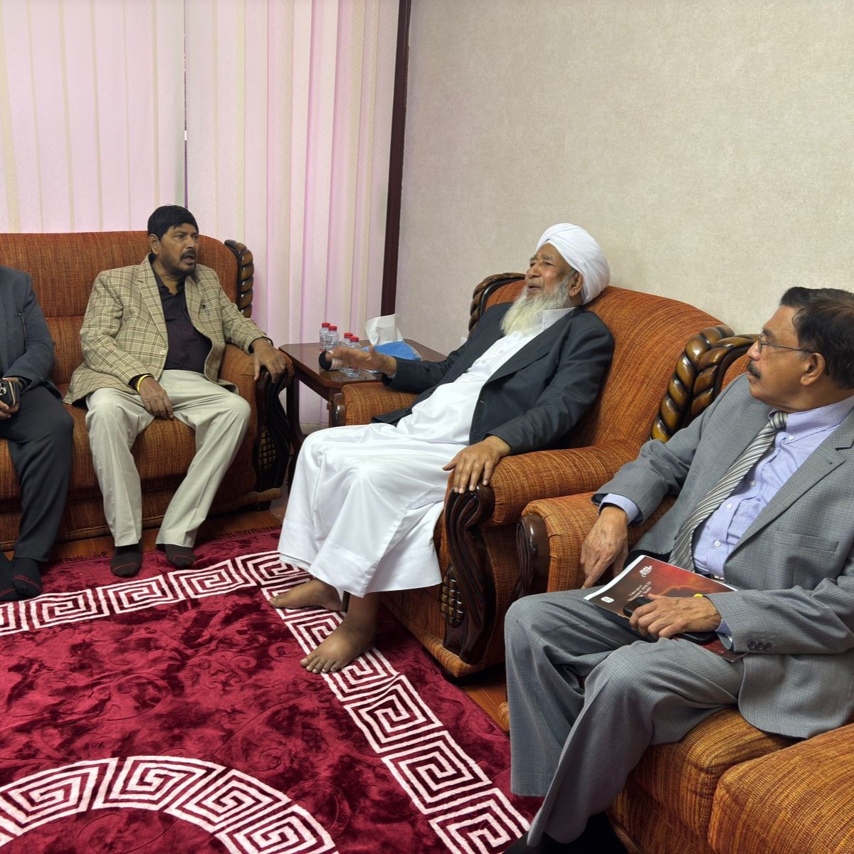 Met Dr Ramdas Bandu Athawale <a href="/RamdasAthawale/">Dr.Ramdas Athawale</a>, Hon’ble Minister of State in the Ministry of Social Justice and Empowerment, Government of India, at Dubai Markaz, UAE – the Regional Office of Markazu Saquafathi Sunniyya, India.

During the meeting, I urged the Union Minister to