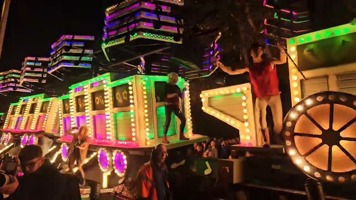 pbsimag's tweet image. Lamonde was approached by Gemini Carnival Club to provide motor and power components to control a ‘Rock Train’ feature cart as part of the Somerset illuminated Carnivals. Read more on this in the Sep 2025 issue of PBSI 👉 lnkd.in/euXbfWS7
#MotorControl #PowerManagement