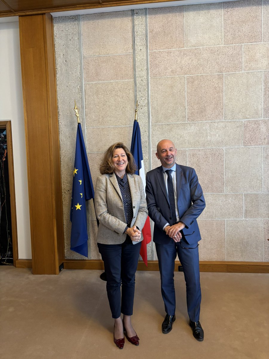 Institut Evidences tweet media