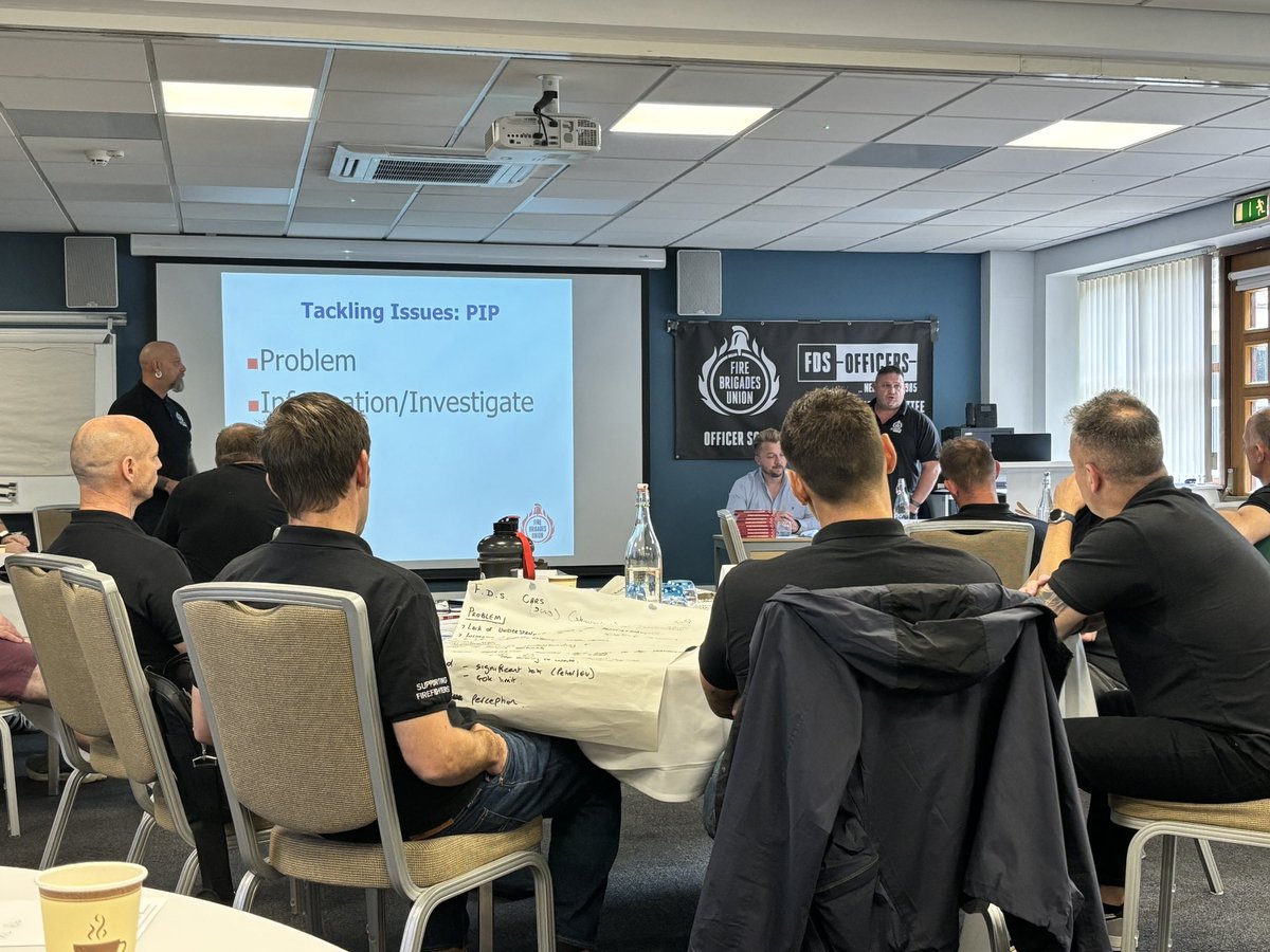 Tim Green (@tim_cllr) on Twitter photo 2nd day of <a href="/FBU_ONC/">Officers National Committee (ONC)</a> Pete Trayner providing invaluable knowledge and experience to FDS members <a href="/fbunational/">Fire Brigades Union</a> <a href="/Kent_FBU/">Kent Fire Brigades Union</a> 2nd day of <a href="/FBU_ONC/">Officers National Committee (ONC)</a> Pete Trayner providing invaluable knowledge and experience to FDS members <a href="/fbunational/">Fire Brigades Union</a> <a href="/Kent_FBU/">Kent Fire Brigades Union</a>