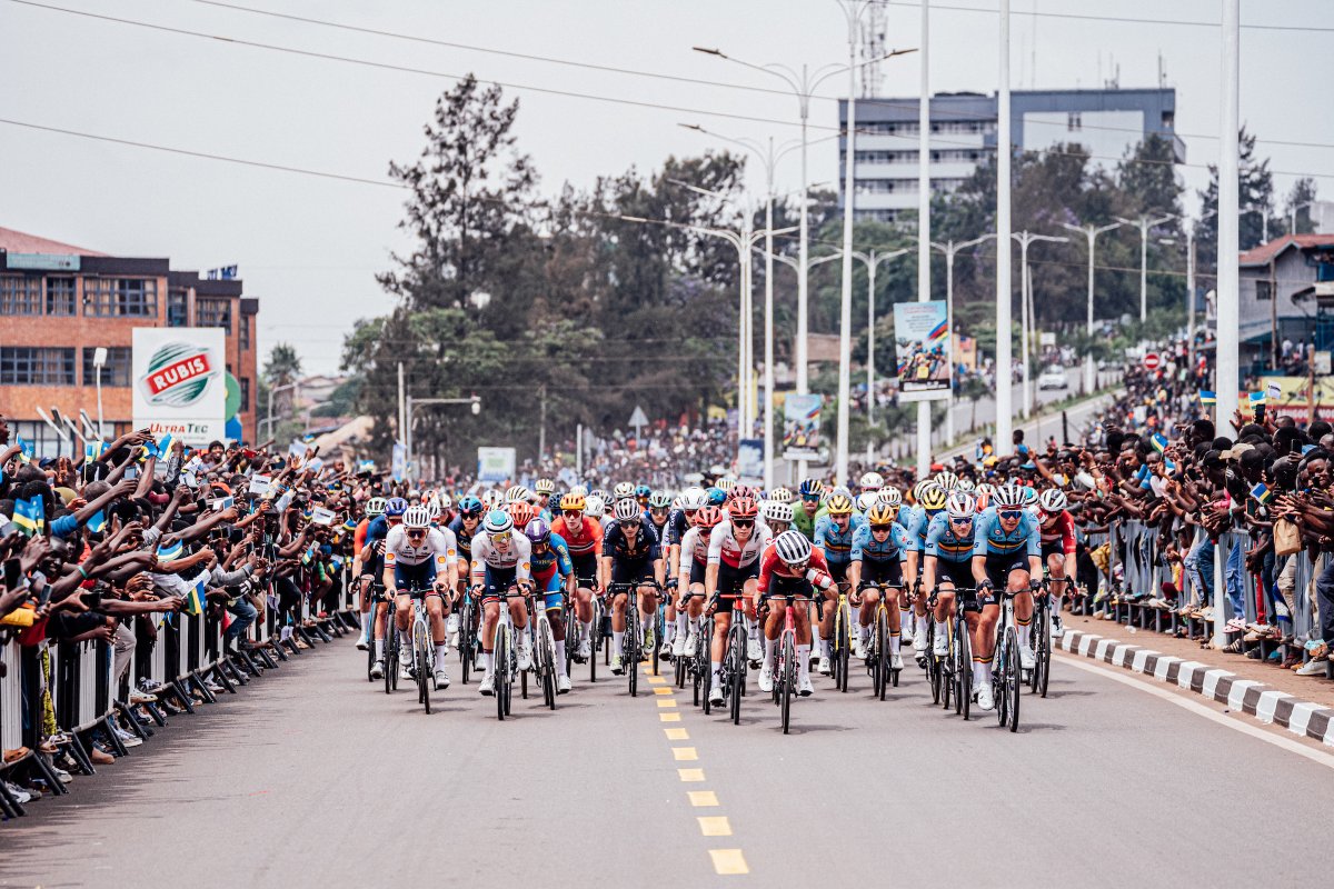 UCI_cycling's tweet image. Kigali 2025 in numbers 👀

🔹 13 races
🔹 108 nations represented
🔹 734 unique participants

📸 SWpix

#Kigali2025
