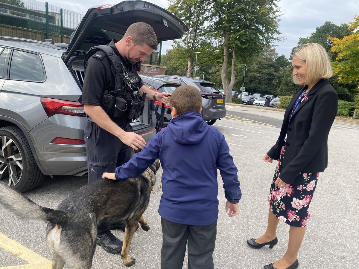 DeputyALS's tweet photo. This student loved meeting a police dog today and was able to show his “stay safe” work to the officer. Thank you for this experience Merseyside Police https://t.co/yW2h66uG1F