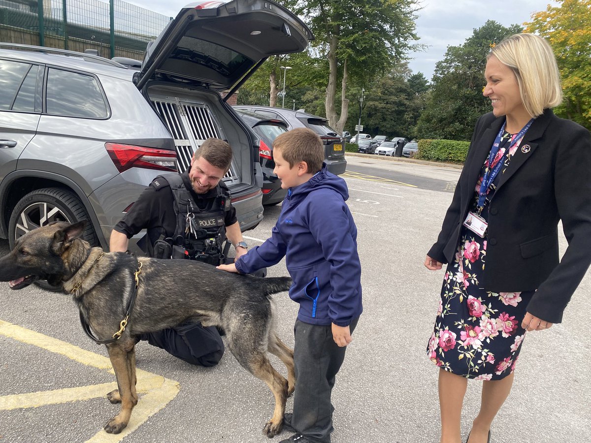 DeputyALS's tweet photo. This student loved meeting a police dog today and was able to show his “stay safe” work to the officer. Thank you for this experience Merseyside Police https://t.co/yW2h66uG1F