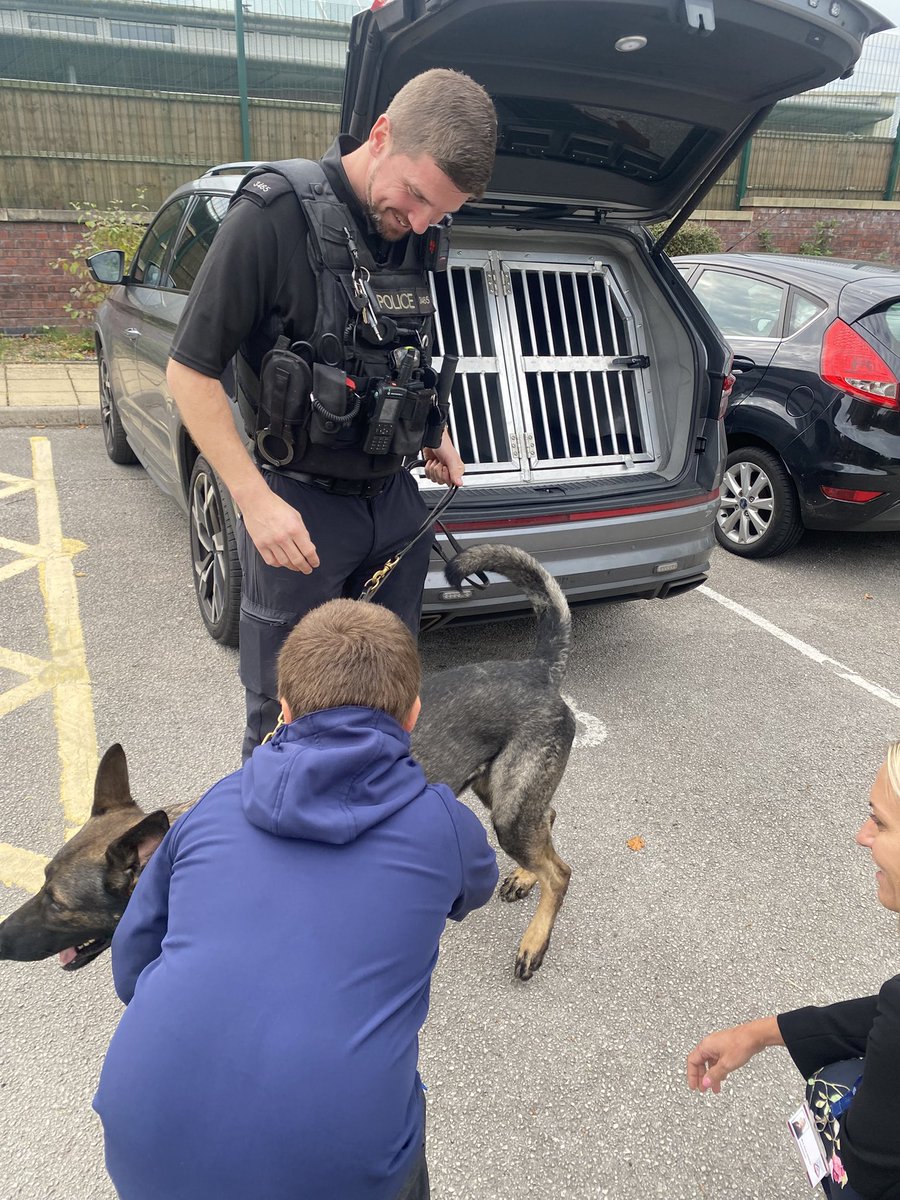 DeputyALS's tweet photo. This student loved meeting a police dog today and was able to show his “stay safe” work to the officer. Thank you for this experience Merseyside Police https://t.co/yW2h66uG1F