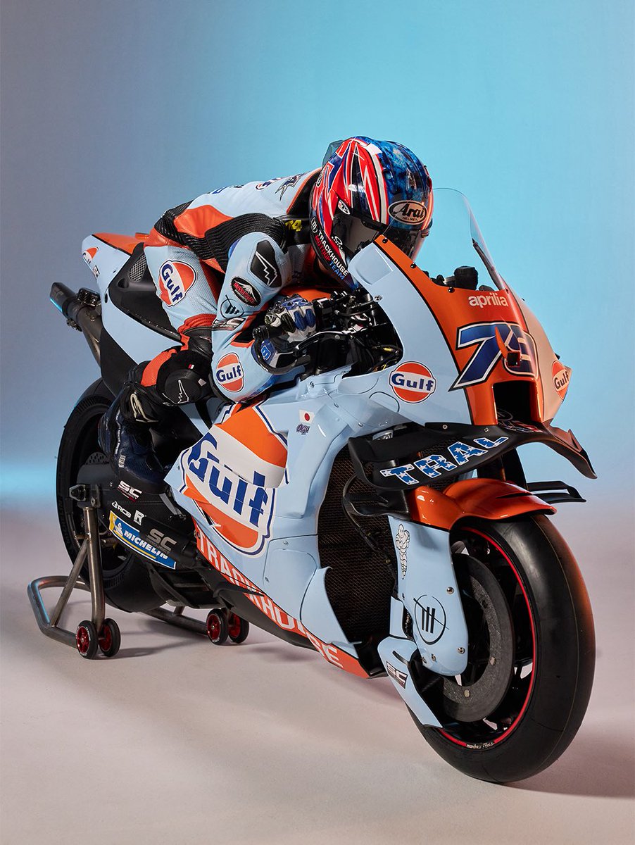 TrackhouseMoto's tweet photo. The livery voted by YOU, the fans 🫵

PASSION. 

Take a closer look at the details. 

#IndonesianGP #GulfOil #GulfLiveryVote #Trackhouse #Gulf #GulfxTrackhouse #Passion https://t.co/jVCN6TRKf5