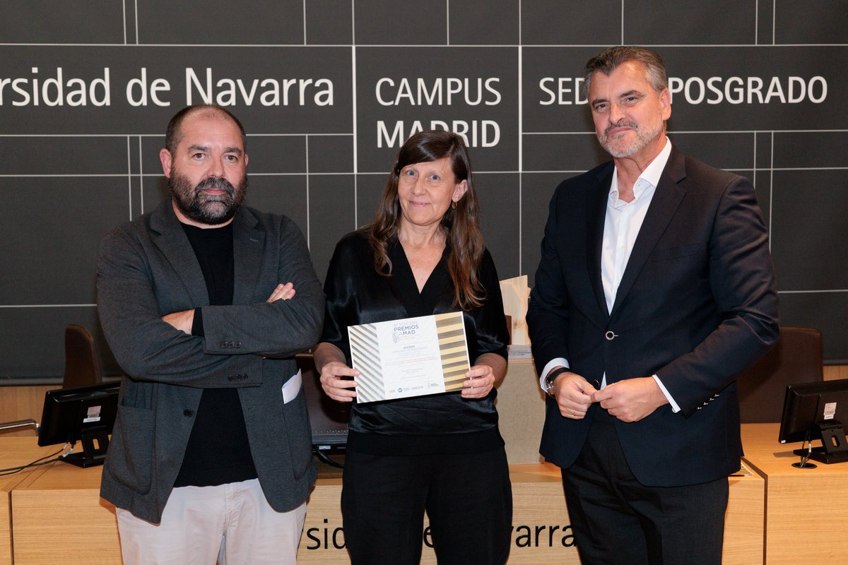 landinezrey_arq's tweet photo. El pasado día 25 se celebró en la @unav la entrega de los #premiosAMAD donde se premió nuestra intervención (realizada con #EduardoMarsal) en la Torre del Homenaje con un accésit como una de las 4 mejores obras de rehabilitación en MADERA 2024
@FSC_Spain @aitim_e @asociacionASA https://t.co/hAPHLy00WQ