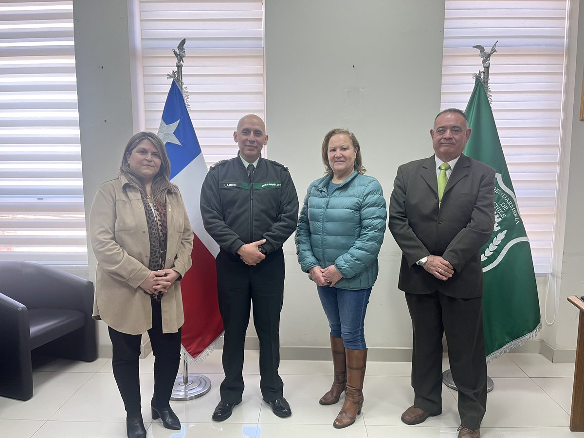 El Director Regional, Coronel Héctor Labrín, se reunió con miembros del Círculo de Suboficiales en Retiro. En la cita se organizaron para realizar actividades para los miembros de la agrupación.