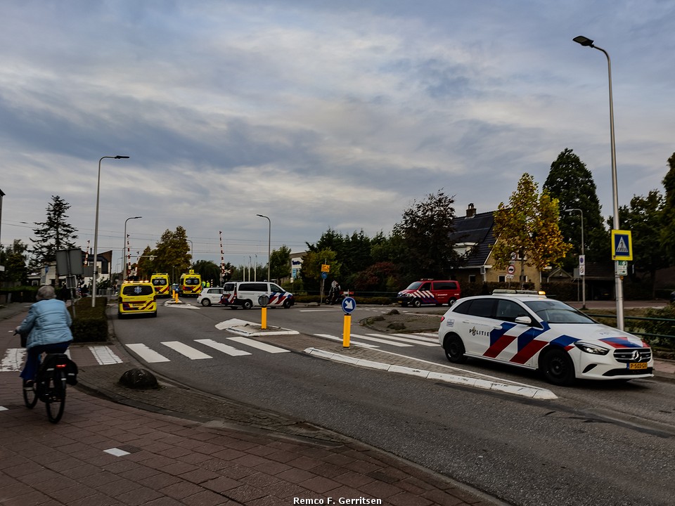 Fietser aangereden door trein nabij station Boskoop
