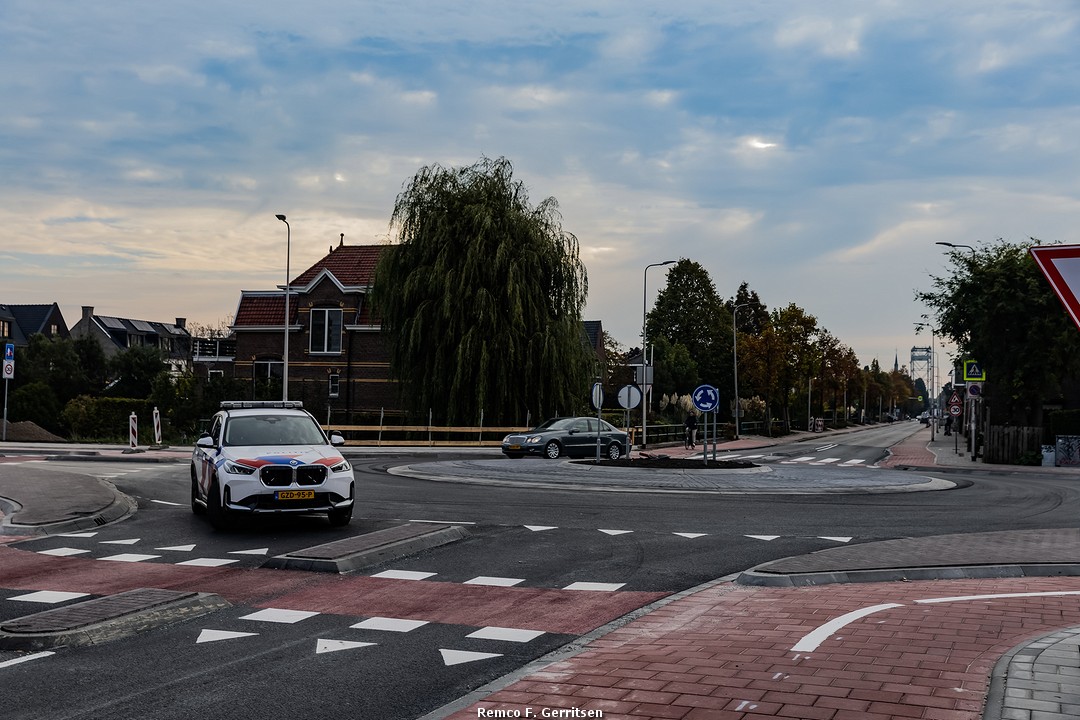 Fietser aangereden door trein nabij station Boskoop