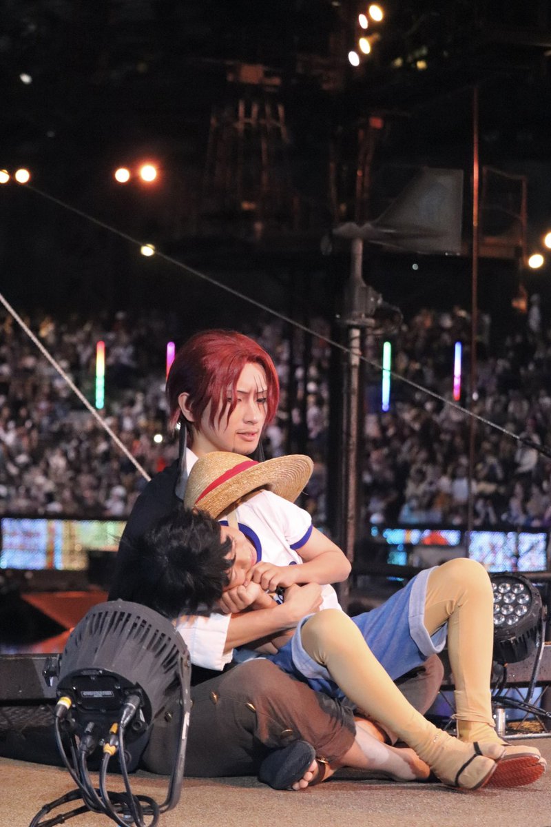 upeye_0014's tweet photo. 10/2 プレショ

なにごと、、！？

 #USJファン https://t.co/1AeCiRO6W7