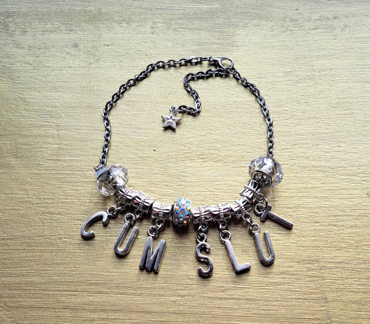 New. ebay.us/m/rpYOQM Feel slutty and attract new playmates with my exclusively designed Cum Slut anklet.  #thesissysite #Sissy #cumslut #bnwo