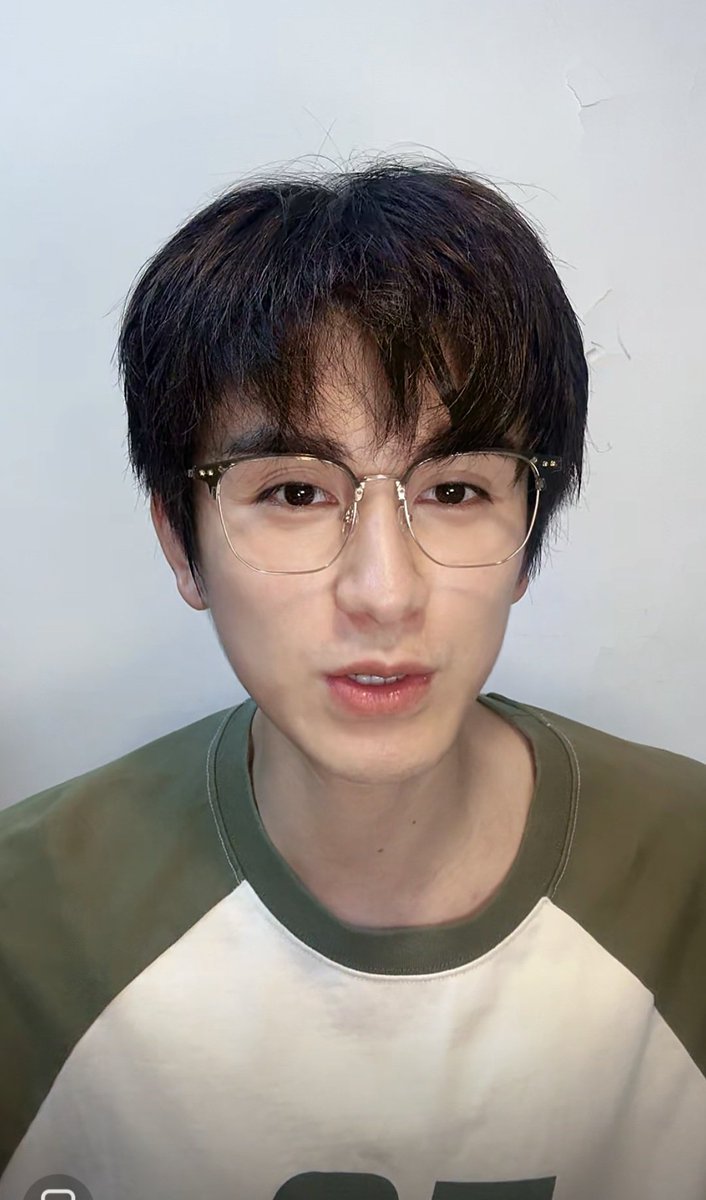 cecicarrillo14's tweet photo. 70 小红书，你的生活指南#朱赞锦正在直播，来和我一起支持ta吧。😆 x1gls0D9JBSAoff 😆 https://t.co/7BduUdkP1T，复制本条信息，打开【小红书】，直接观看直播！ https://t.co/IORkXIWLxj