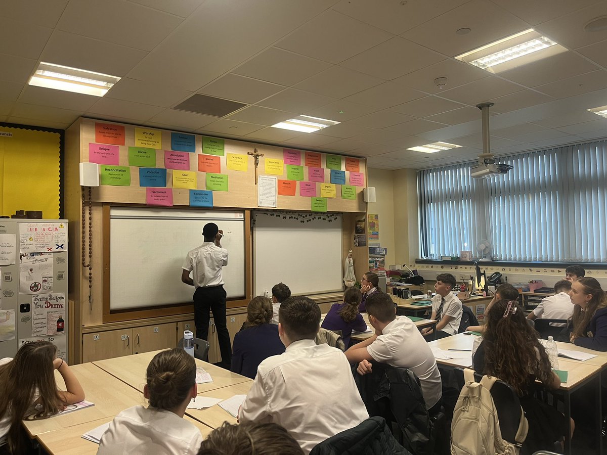 Huge thanks to Naim in S5 for visiting S2 as they learn about Islam. He brought his Quran and guided a brilliant Q&amp;A. So great to see faith, curiosity &amp; respect in action💜👏  <a href="/SPTA_HS/">SPTA</a>