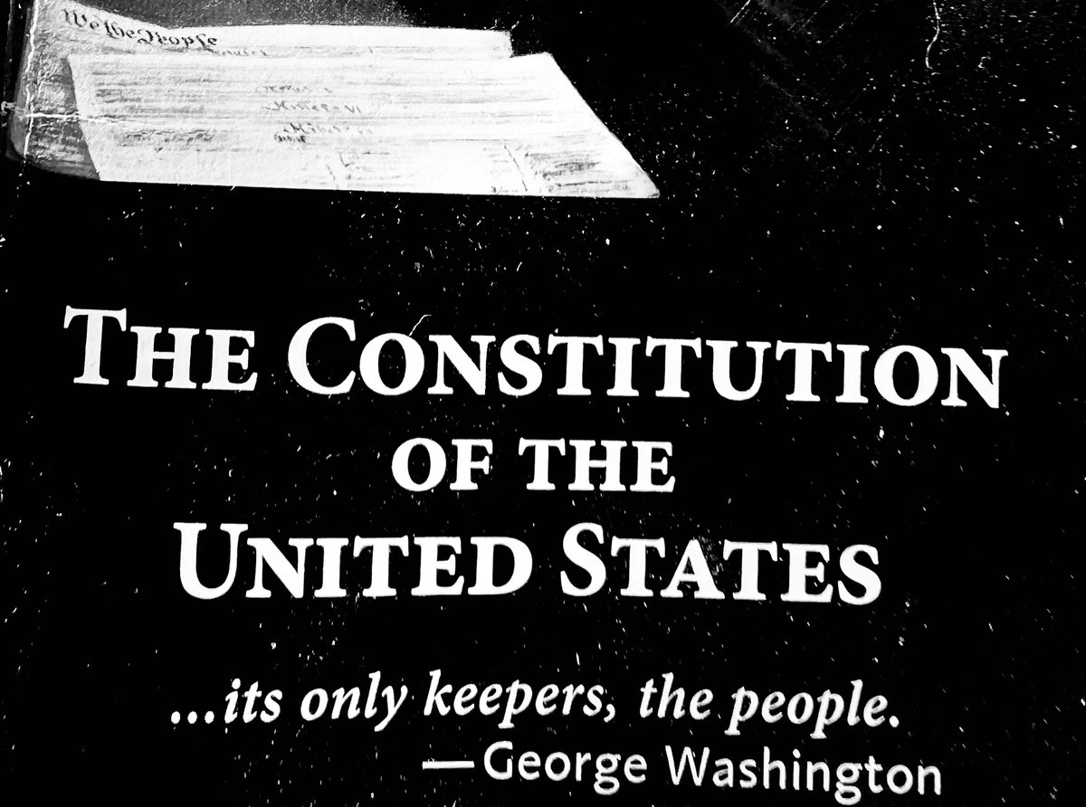 PullTheShade3's tweet image. What happens in NYC won’t stay in NYC. 
Stop draggin’ our I❤️NY hearts around 
The State is suffering a heart attack 
#CodeBlueBeacon stop trafficking children into the USA 

#theheartofthematter 💙
#UpstateofMind