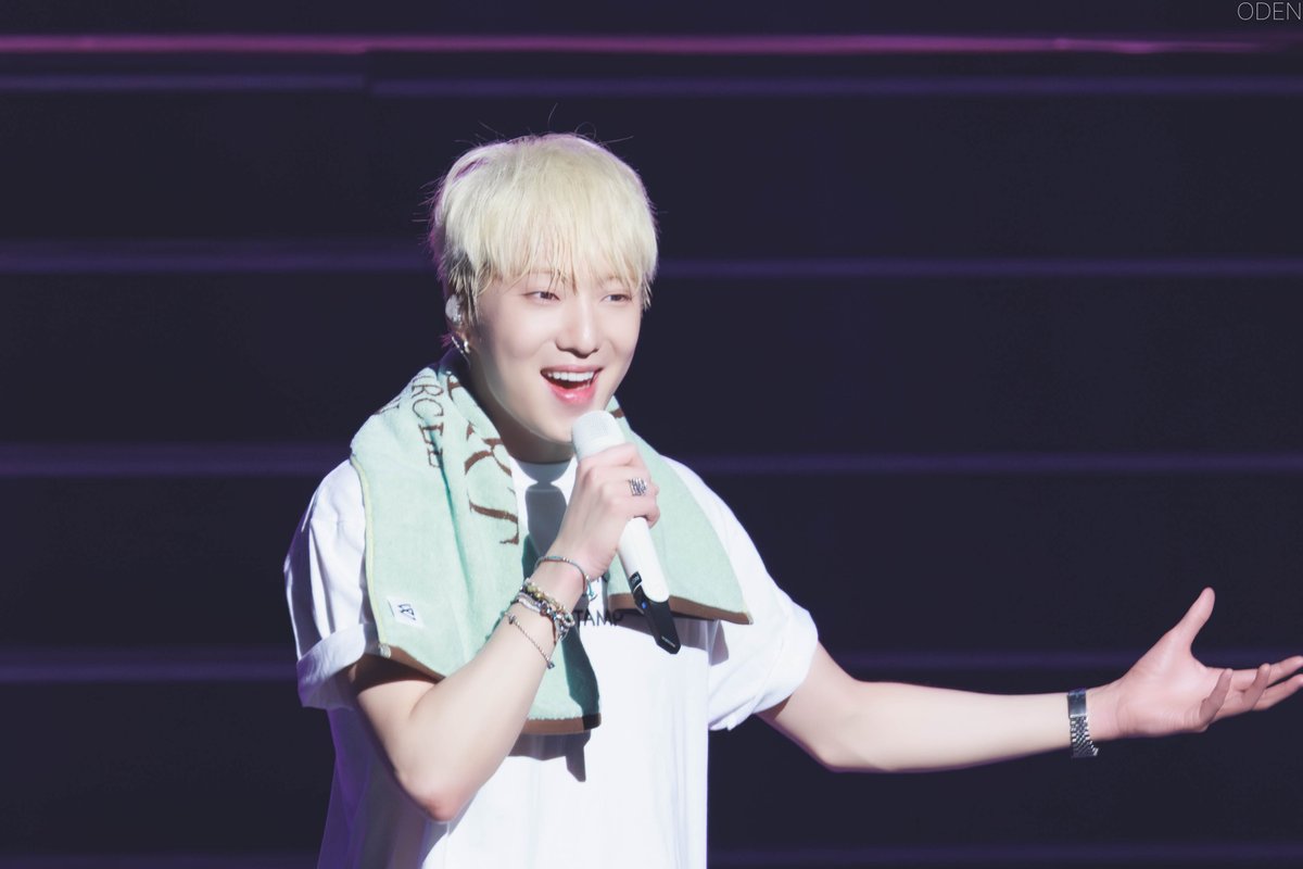 ODEN_favorite's tweet photo. 250930  
2025 WINNER CONCERT [IN OUR CIRCLE] IN JAPAN     
#WINNER #위너 
#YOON #강승윤 #승윤 https://t.co/8P4JCHHzcf