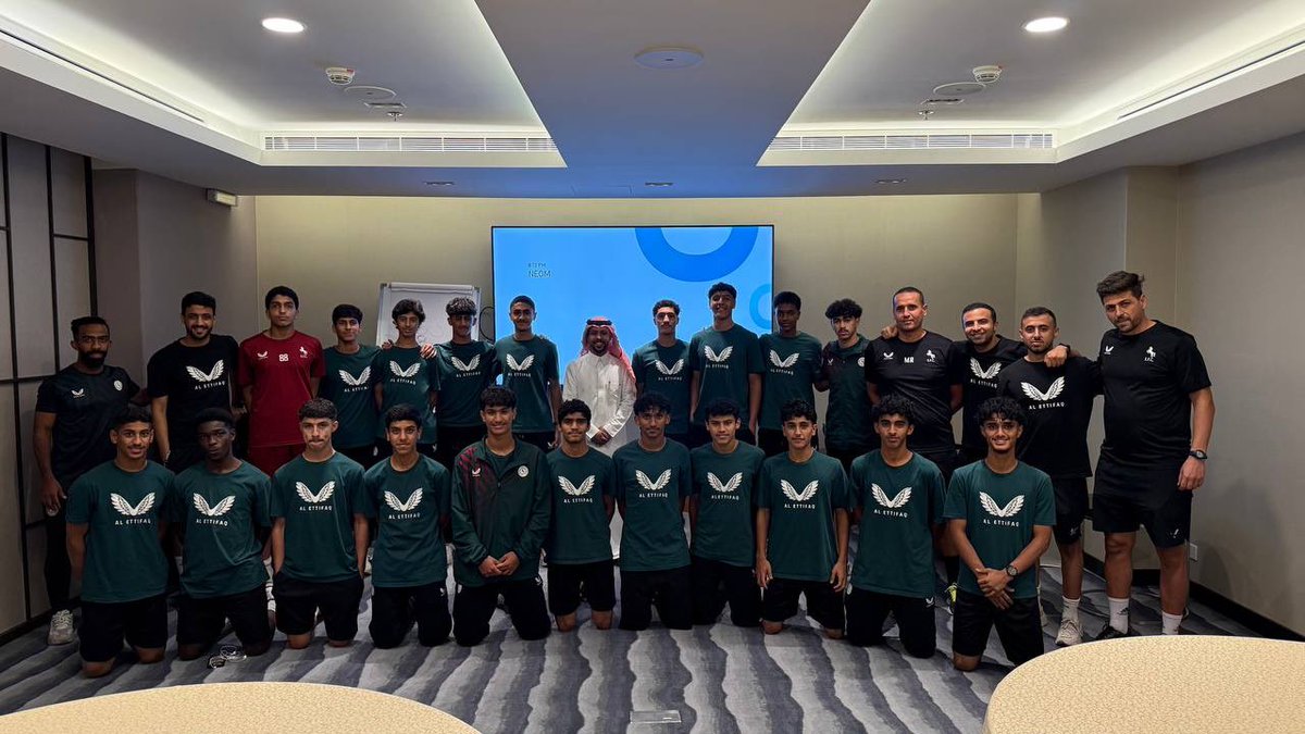 أحـمـد tweet media