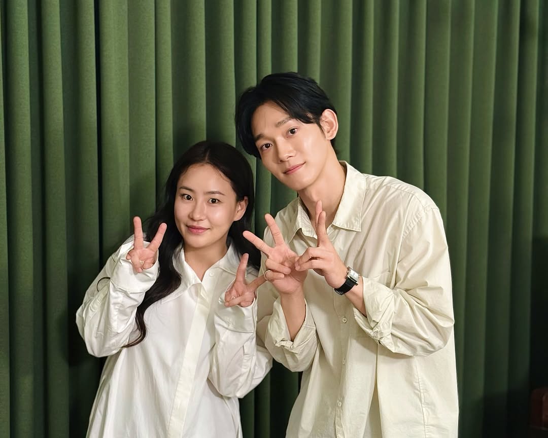 ForChenUnion's tweet photo. [251002] commonthursday_official instagram update

CHEN with Jo Hyun-ah
🔗https://t.co/0B8lQcxO1V

Please watch Chen at ep.27 of Jo Hyunah's Ordinary Thursday Night here:
🔗https://t.co/8qPkHyV61B

#CHEN #첸 #김종대 #Arcadia @CHEN_INB100 https://t.co/v6OvFc3Og1