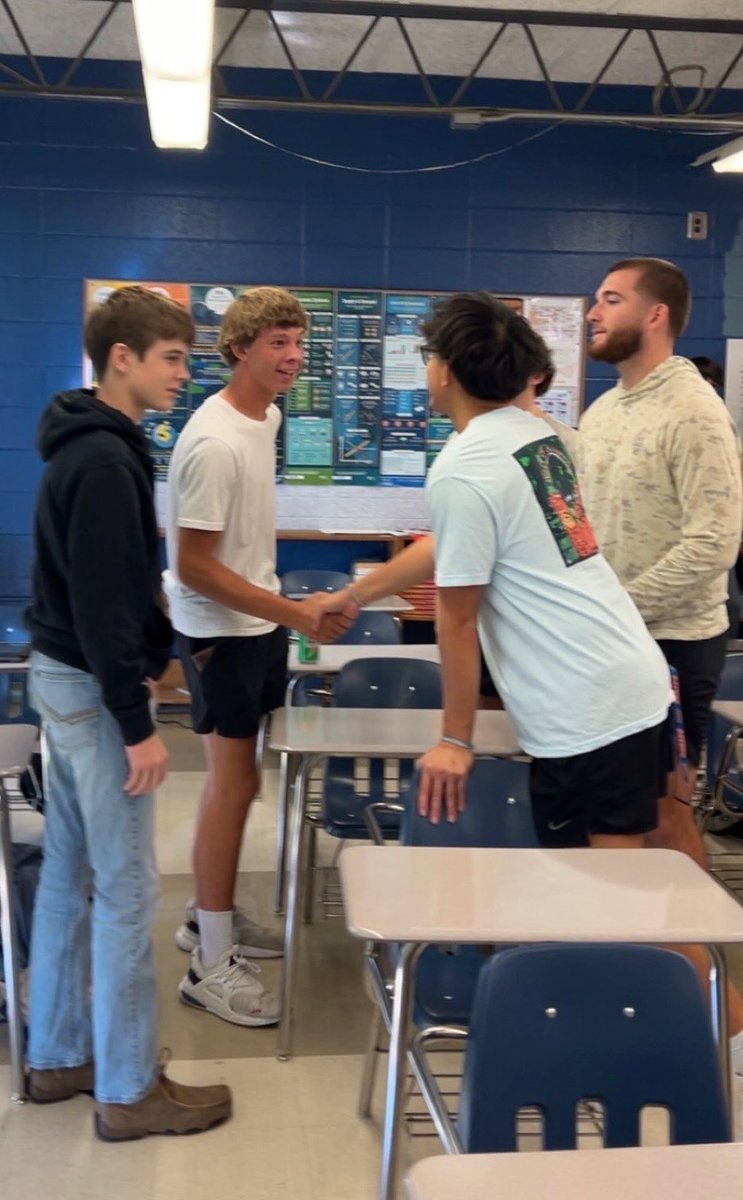 Resume Building and Interviewing Skills Workshop: CCR students received tips on how to construct a well written resume and the role it plays in landing an interview. Seniors participated in several activities to help prepare for Mock Interviews while learning the Do’s and Don’ts.