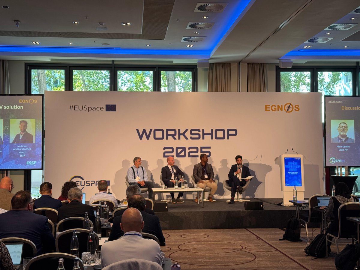 ESSPSAS's tweet image. ✨ Last session of the #EGNOSWorkshop2025 in Berlin – Panel discussion: End-to-end LPV solution implementation case
 
 #ESSP moderated a panel on end-to-end #LPV implementation, where three #Aviation companies shared their experience of retrofitting LPV solutions on both the B737…