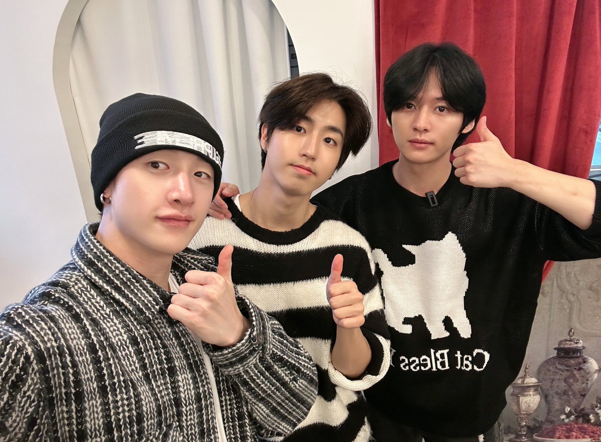 hanmingg's tweet image. HAPPY BIRTHDAY BANGCHAN 🐺🎂💙

#찬이를_위해_햇살이_되어줄게
#GeniusMusicianBangChan
#HappyBangChanDay