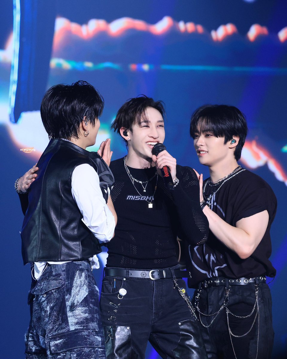 hanmingg's tweet image. HAPPY BIRTHDAY BANGCHAN 🐺🎂💙

#찬이를_위해_햇살이_되어줄게
#GeniusMusicianBangChan
#HappyBangChanDay