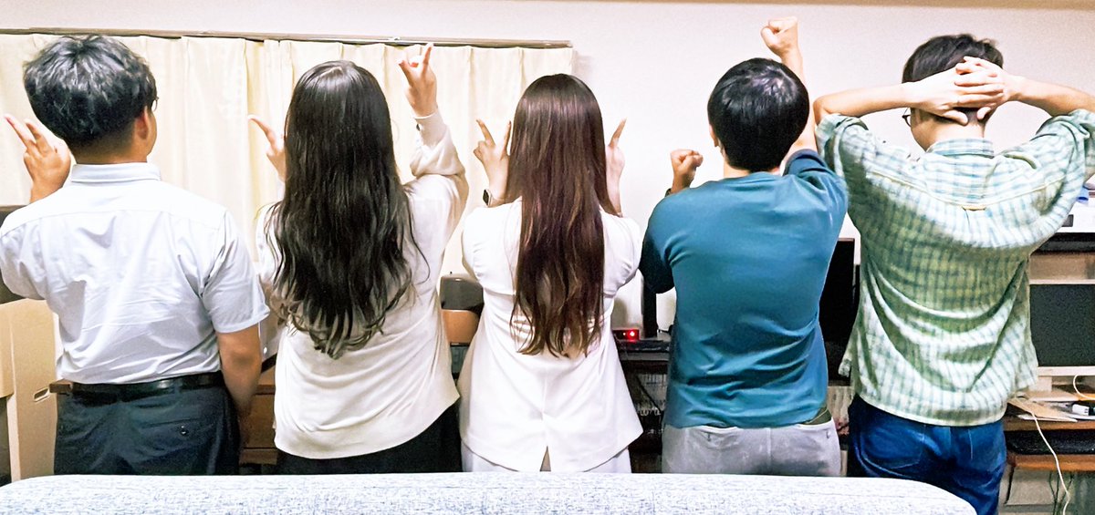 今日の稽古も全員揃ってめちゃくちゃ嬉しいやつ！サイコー😆
今回もゲストさんが…強いっ！！！
強過ぎて明日本番でももうヤレる😋

📸左から（敬称略）
荒木 陸<a href="/Rickey_2000/">荒木陸</a> 
雨下 結音<a href="/yurika_a_3_sizu/">雨下 結音 (あました ゆい)</a> 
阿井 瑞希<a href="/azukivoice/">阿井 瑞希（あい みずき）</a>
田代 圭佑<a href="/52960112/">田代 圭佑</a>
近藤 知史<a href="/KonchanTomo_f/">近藤知史</a> 

#マンガタリ