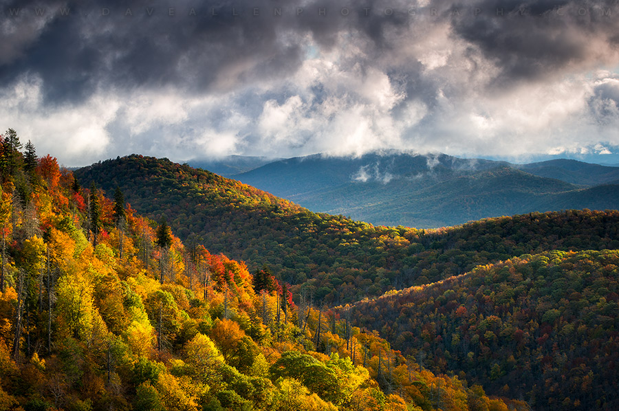 Autumn Highlights - We're so excited to experience autumn colors in the mountains along the North Carolina Blue Ridge Parkway again!  Crisp morning air and a warm cup of coffee in hand surrounded by amazing sights, what a way to start the day! 📷👀  dave-allen.pixels.com/featured/north…
